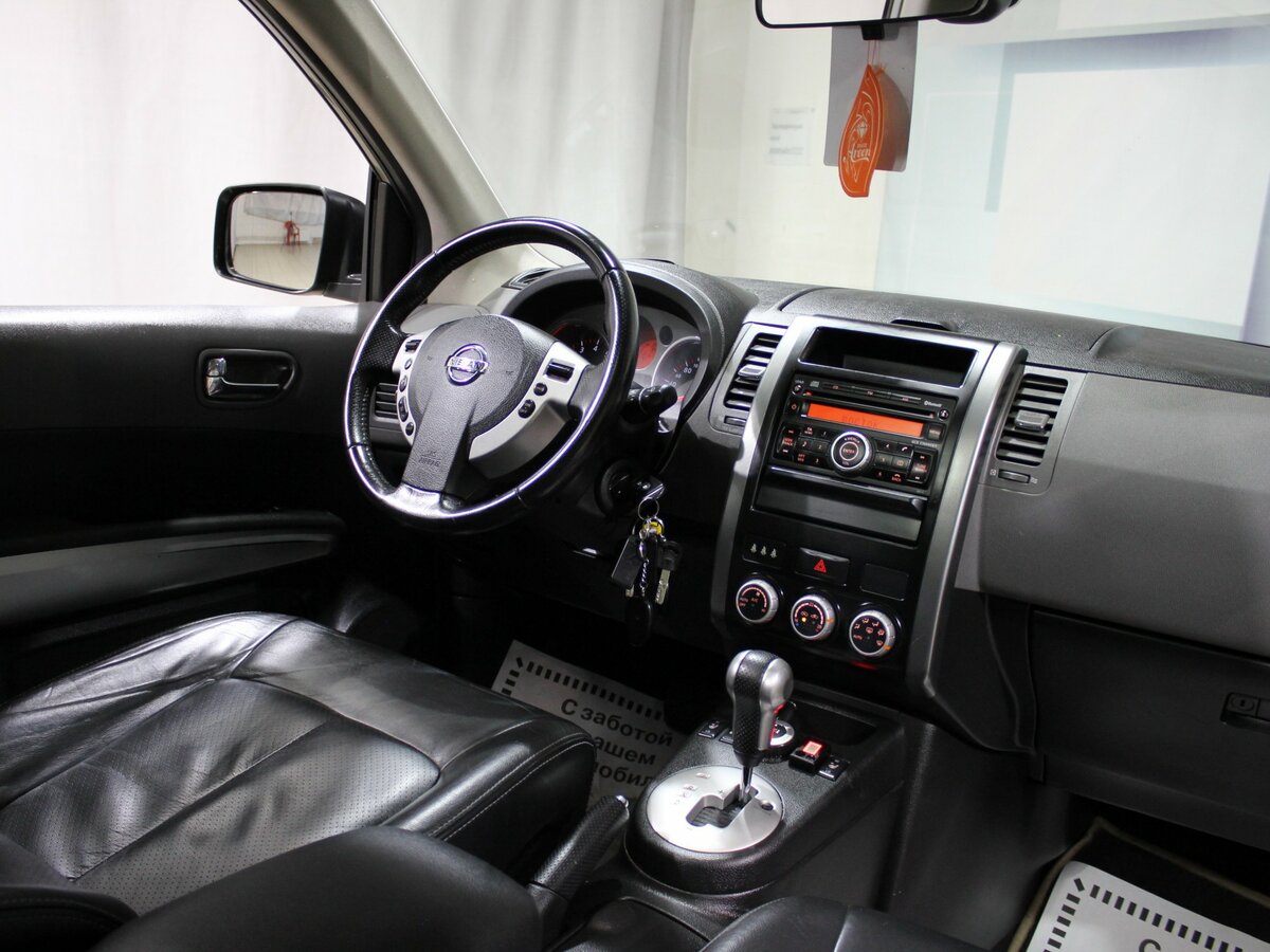 Nissan x Trail t31 Interior