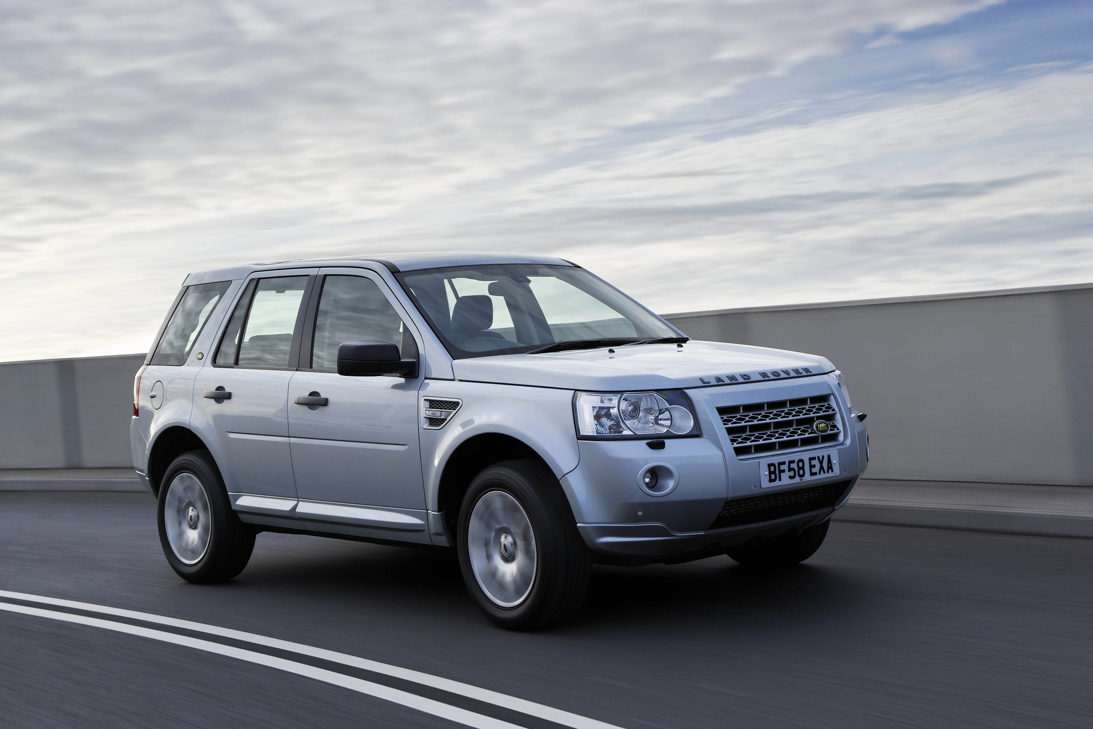 Lan s2. Land Rover Freelander 2. Ленд Ровер Фрилендер 2006. Ленд Ровер Фрилендер 2 2006. Ленд Ровер Фрилендер 4.